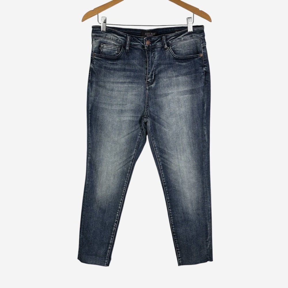 Judy Blue High Rise Raw Hem Relaxed Fit Jeans 11/30 Distressed Crop 88191 *Read - Picture 2 of 15